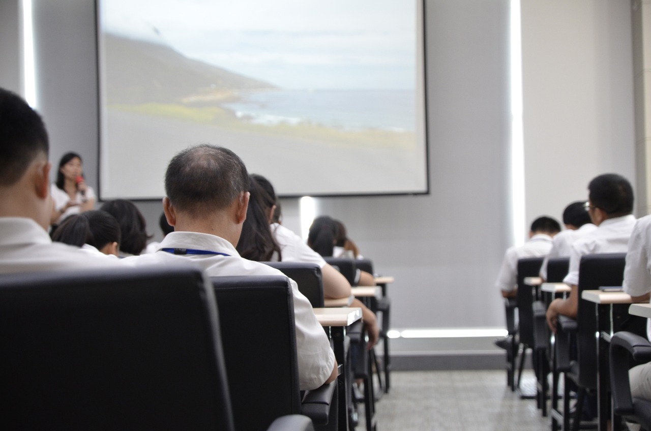 学术兼职，探索、挑战与成长的旅程